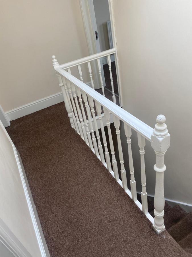 Spacious 4 Bedroom House Near Stokes Croft!! Central!!! 브리스틀 외부 사진