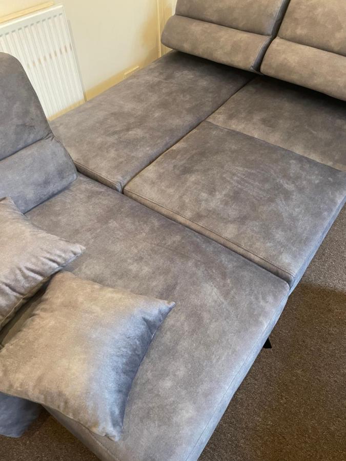 Spacious 4 Bedroom House Near Stokes Croft!! Central!!! 브리스틀 외부 사진